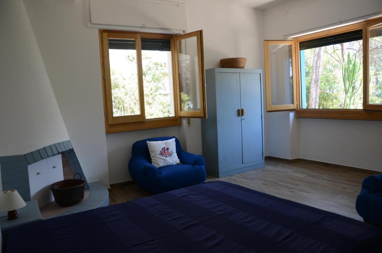 Apartments Villa Corrias Cala Liberotto Esterno foto
