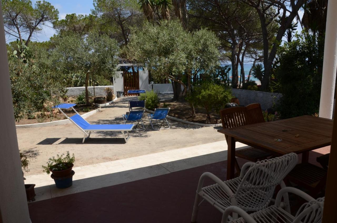 Apartments Villa Corrias Cala Liberotto Esterno foto