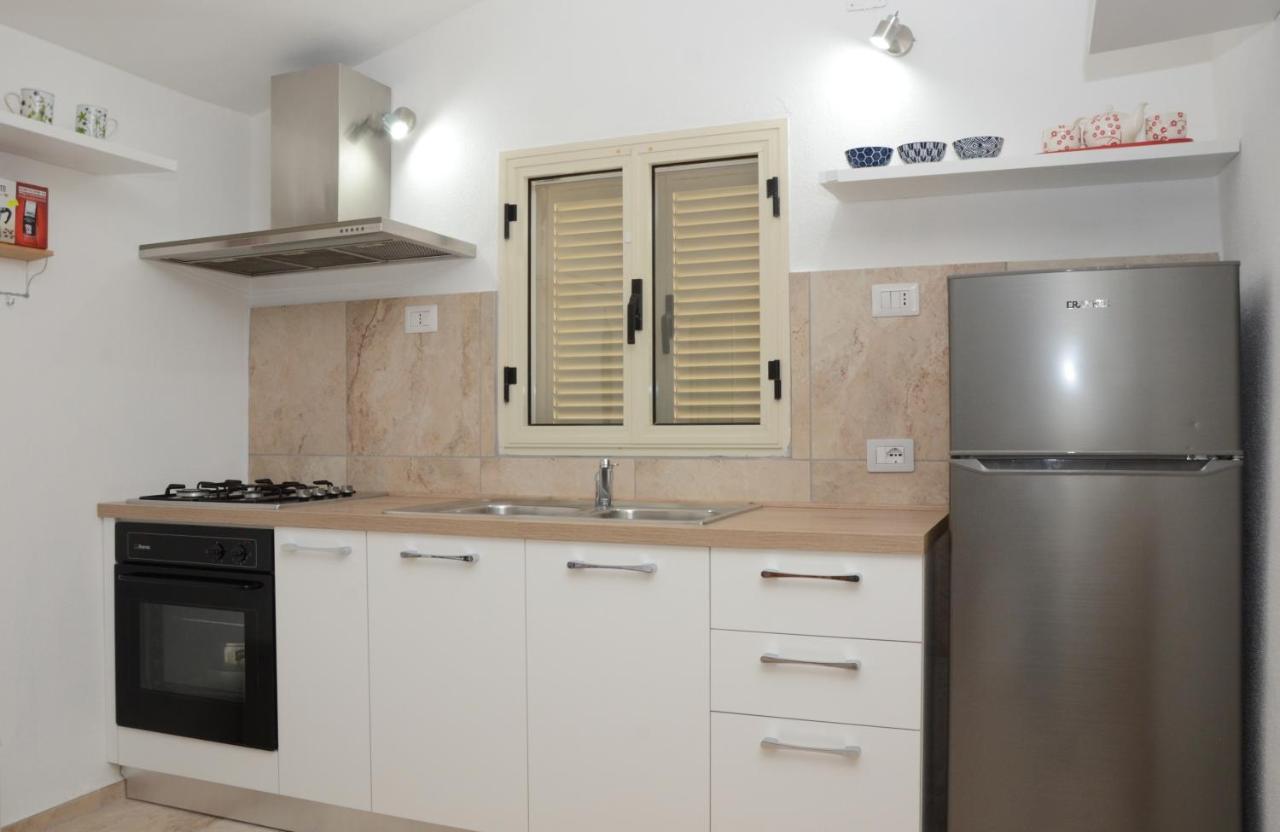 Apartments Villa Corrias Cala Liberotto Esterno foto