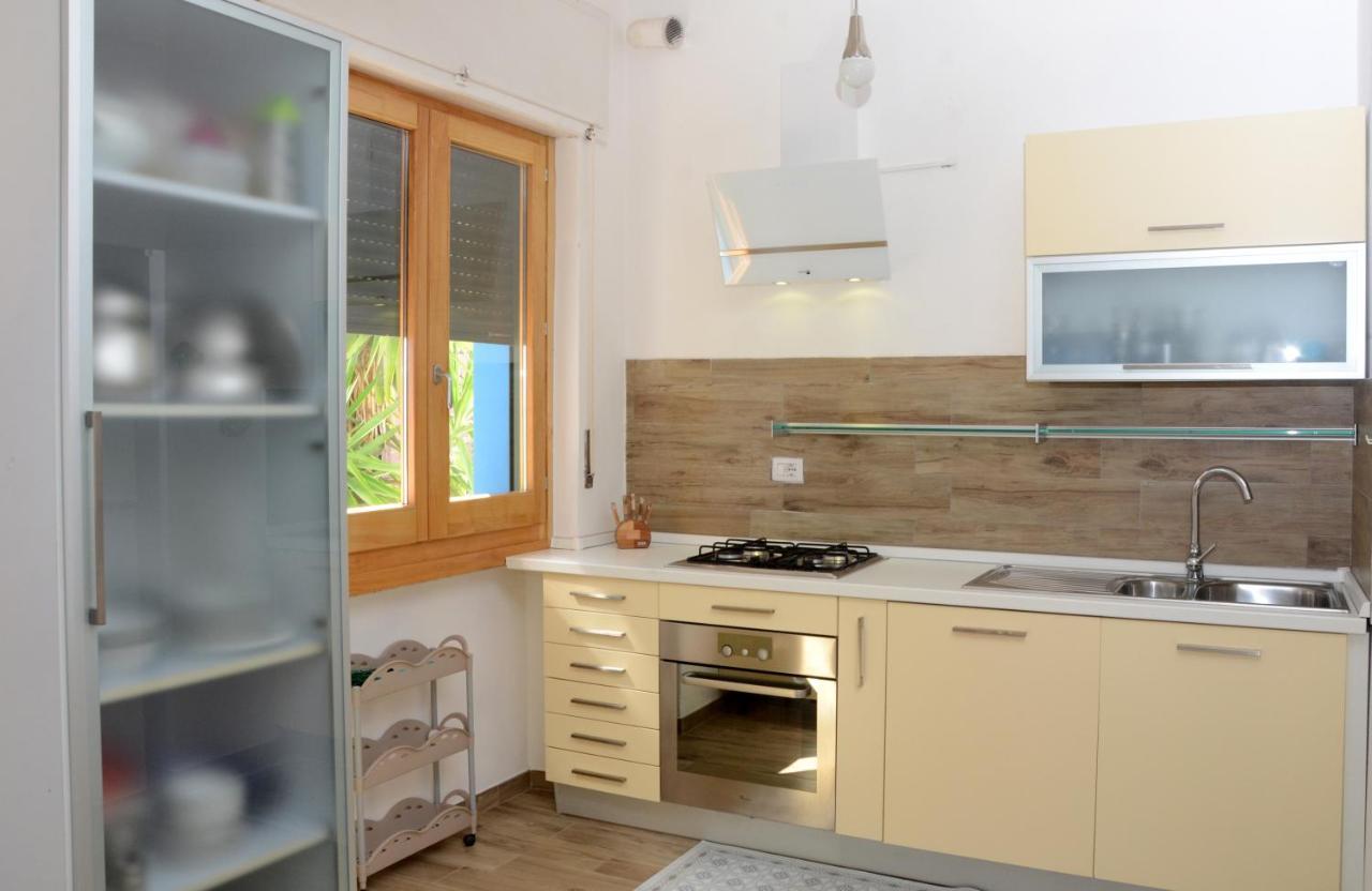 Apartments Villa Corrias Cala Liberotto Esterno foto
